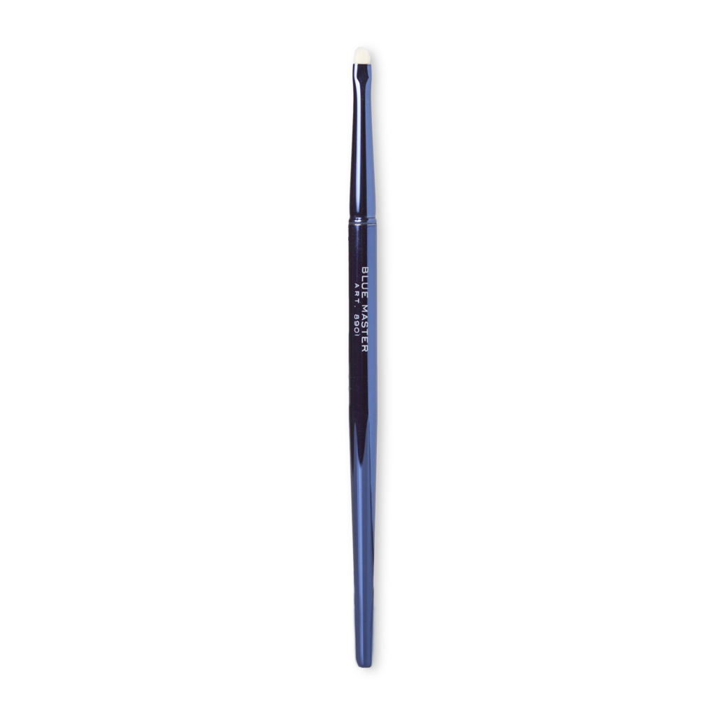 Blue Master Eye Shadow Detailer Brush
